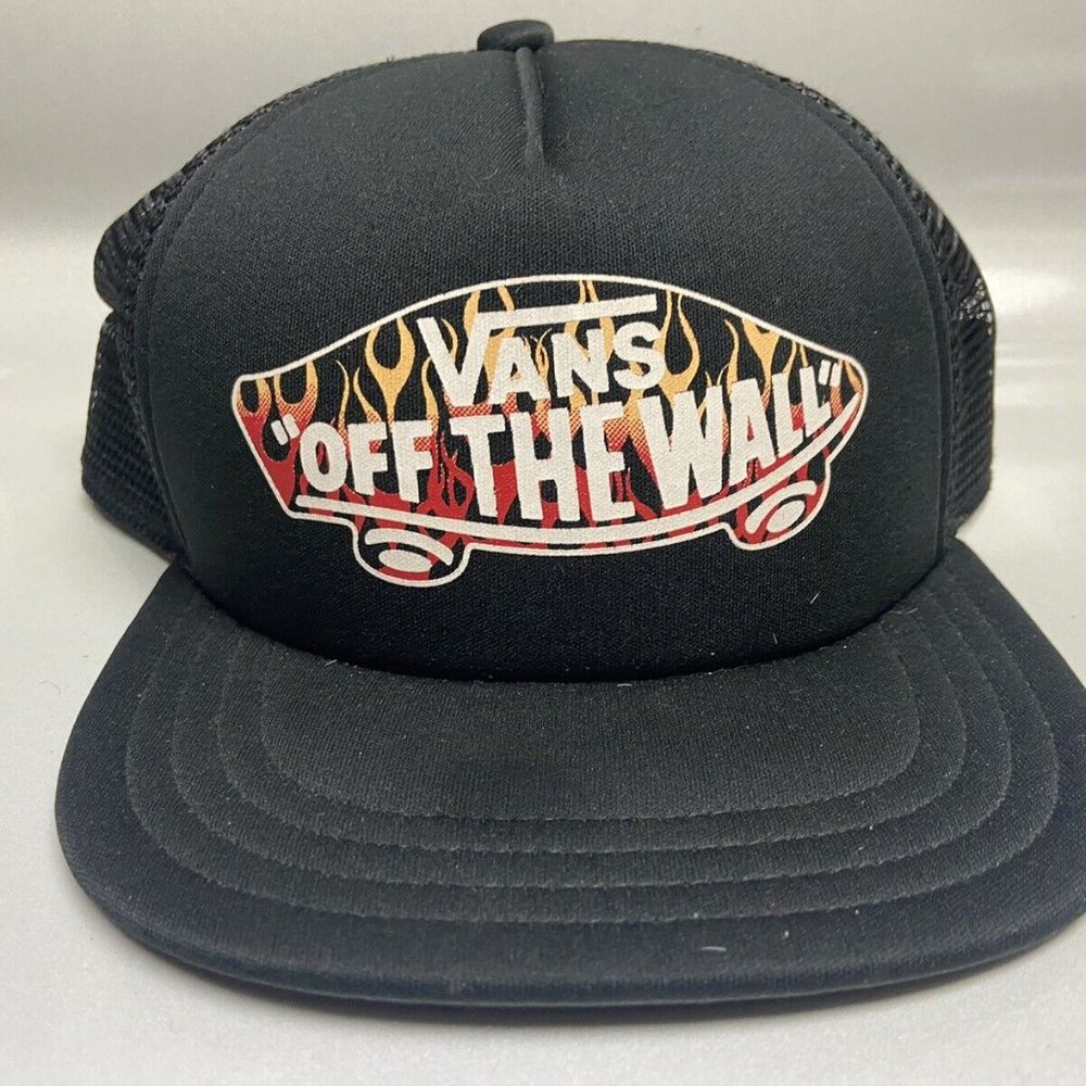 Nice VANS Off The Wall Flames Logo Mesh Trucker Skate Women’s Snapback Hat MINTY